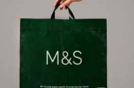 M&S 试验纸袋以提供无塑料替代品